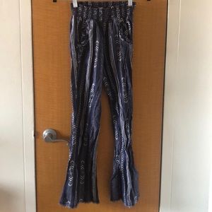 Aztec print pants blue